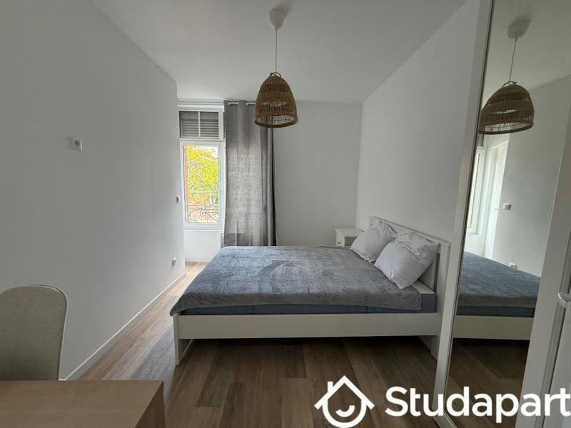 Chambre - 12 m² - 1 pièce