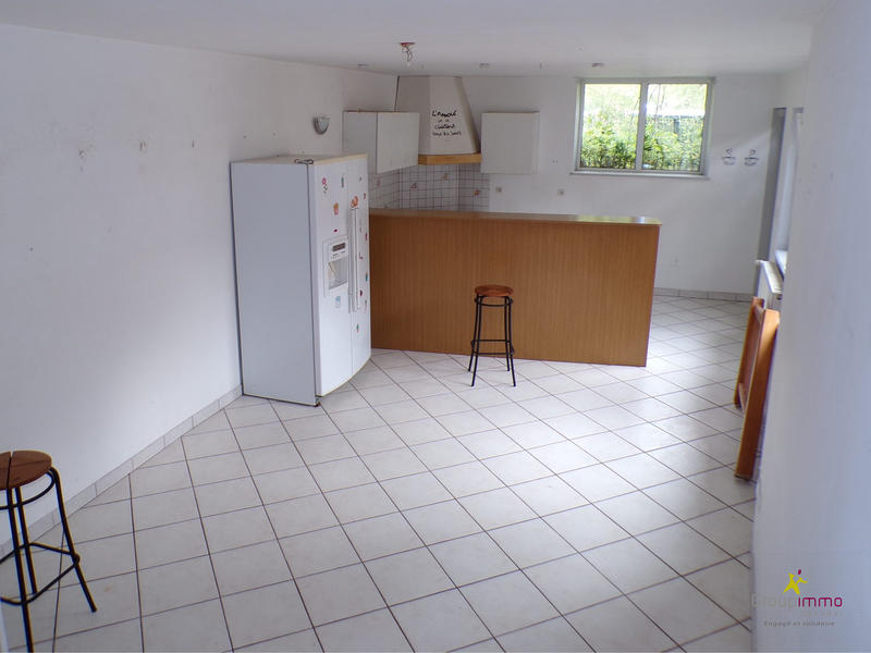 Immeuble - 216 m² - 5 pièces