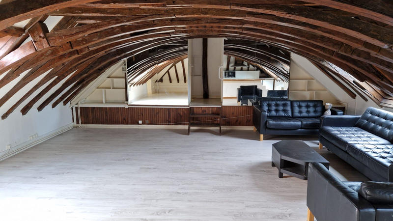 Appartement - 96 m² - 3 pièces