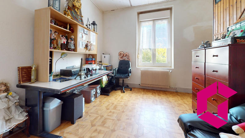 Maison - 120 m² - 7 pièces