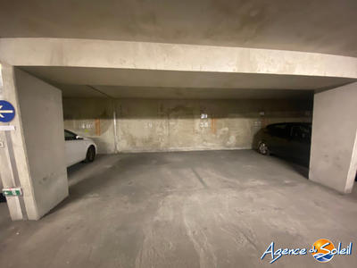 Parking / Garage - 13 m²