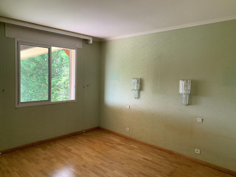 Villa - 220 m² - 6 pièces