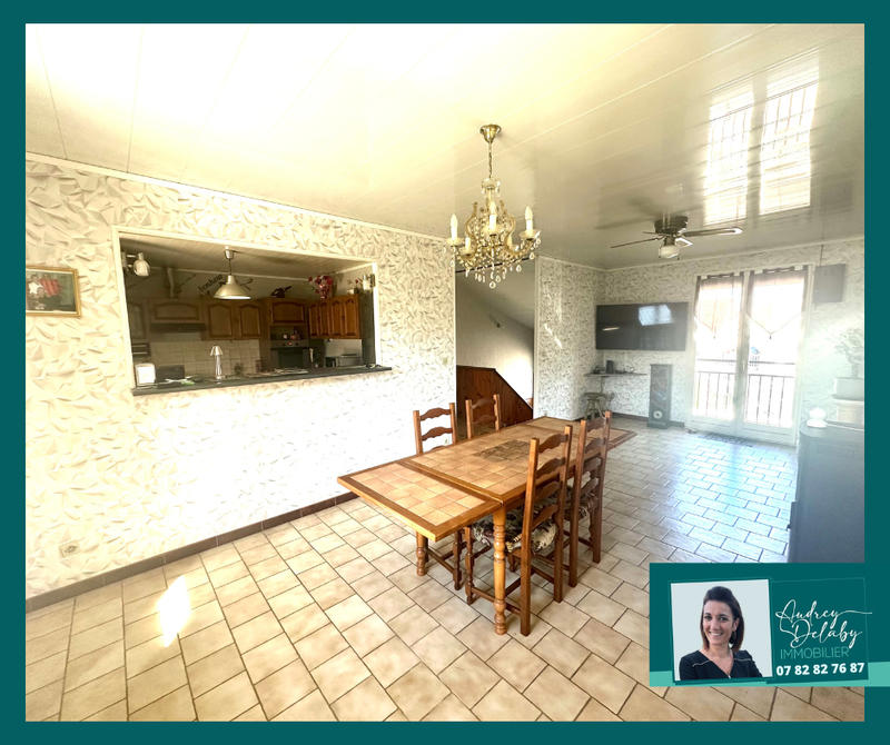 Maison - 93 m² - 5 pièces