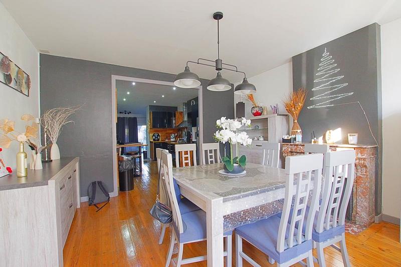 Maison - 159 m² - 7 pièces