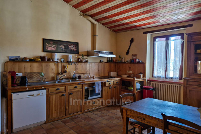 Maison de village - 272 m² - 7 pièces