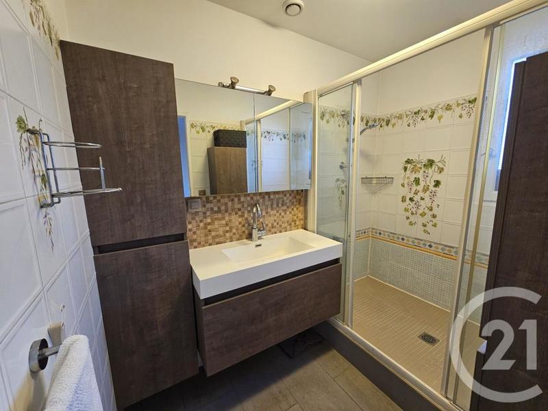 Maison - 122 m² - 5 pièces