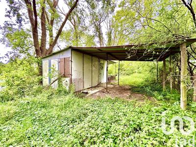 Terrain - 24 437 m²