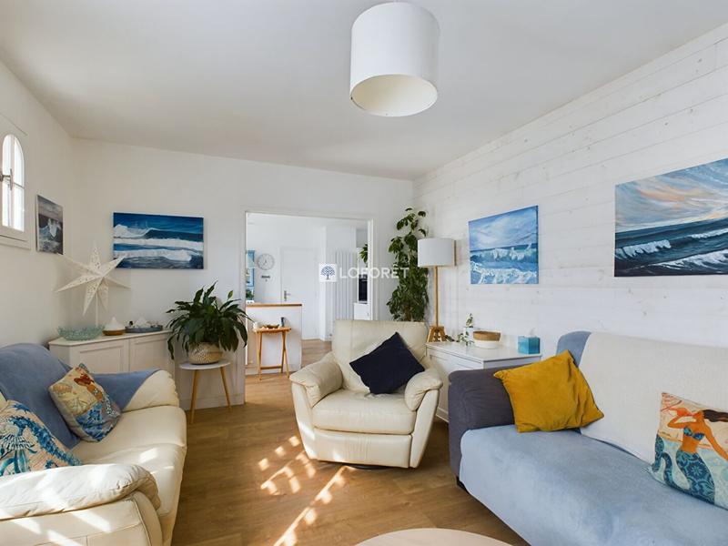 Maison - 120 m² - 6 pièces