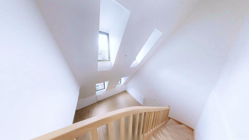 Appartement - 101 m² - 4 pièces