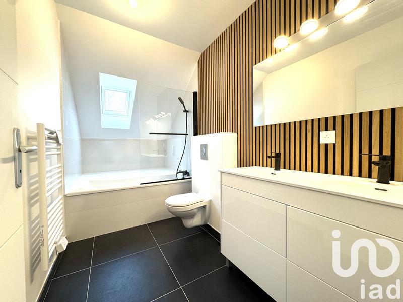 Maison - 141 m² - 6 pièces