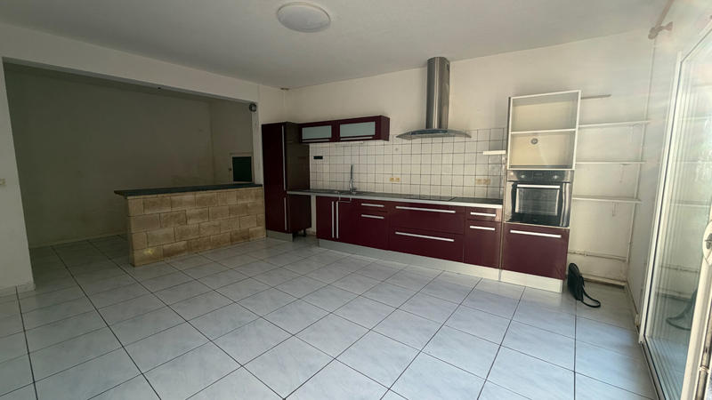 Maison - 102 m² - 4 pièces