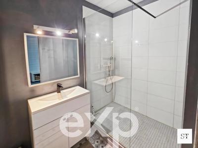 Maison d'architecte - 254 m² - 8 pièces