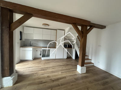 Maison - 85 m² - 6 pièces