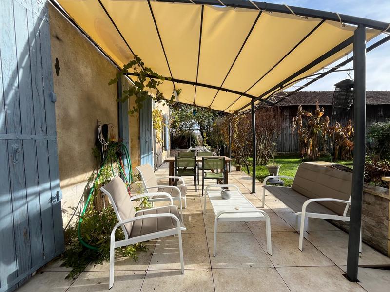 Maison ancienne - 432 m² - 15 pièces