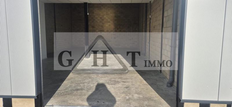 Entrepôt - 165 m²