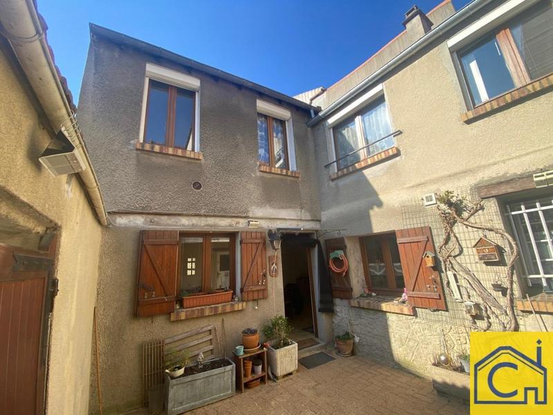 Maison - 87 m² - 4 pièces