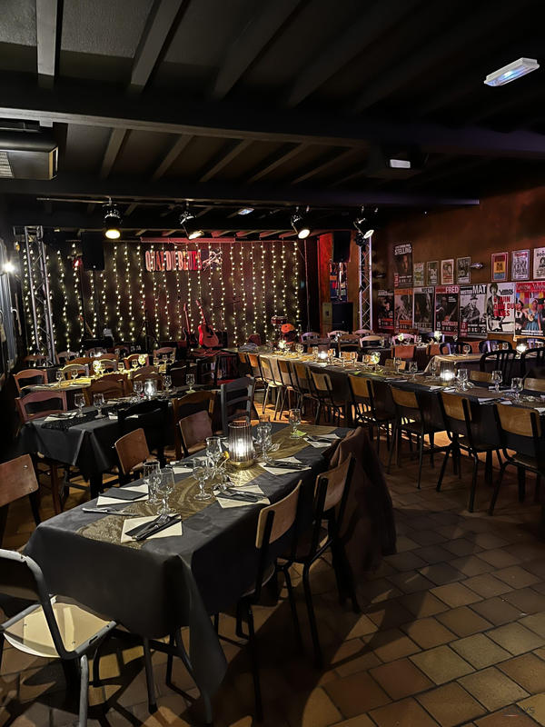 Local commercial - 408 m²