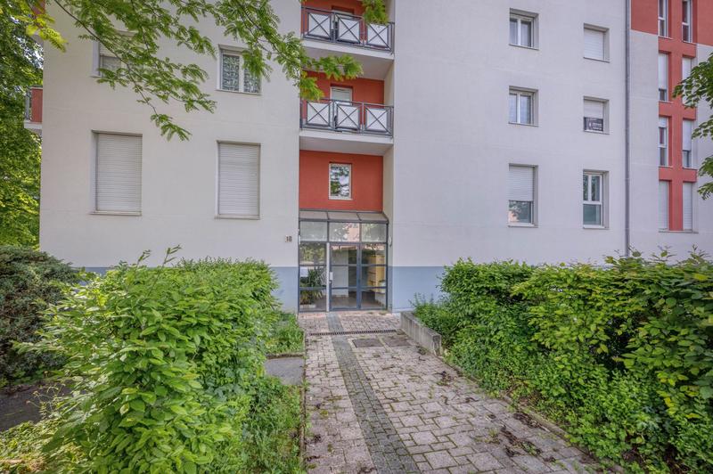 Appartement - 86 m² - 4 pièces