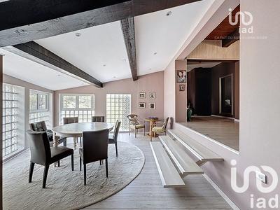 Maison - 246 m² - 7 pièces