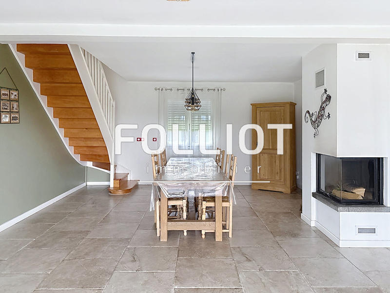 Maison - 142 m² - 5 pièces