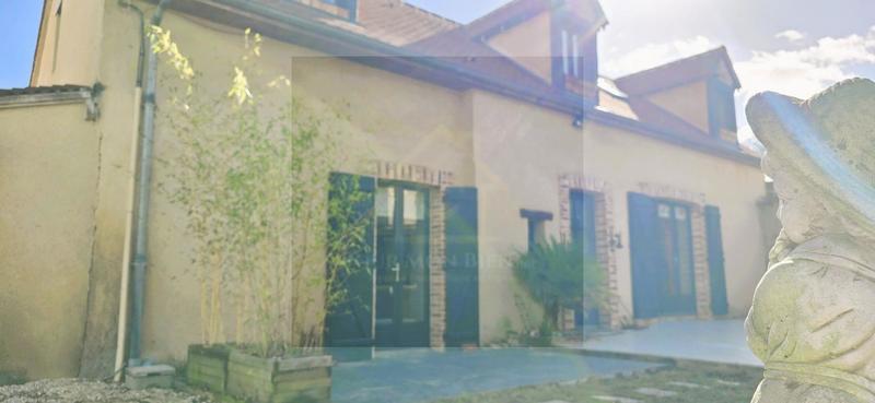 Maison - 149 m² - 7 pièces