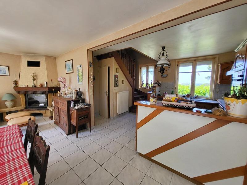 Maison - 95 m² - 5 pièces