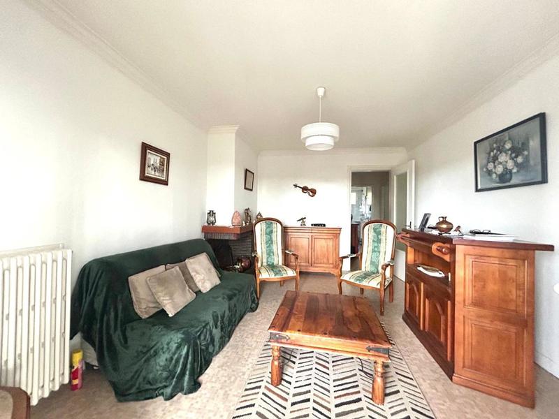 Appartement - 93 m² - 4 pièces