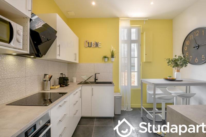 Chambre - 10 m² - 1 pièce