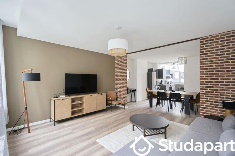 Chambre - 11 m² - 1 pièce