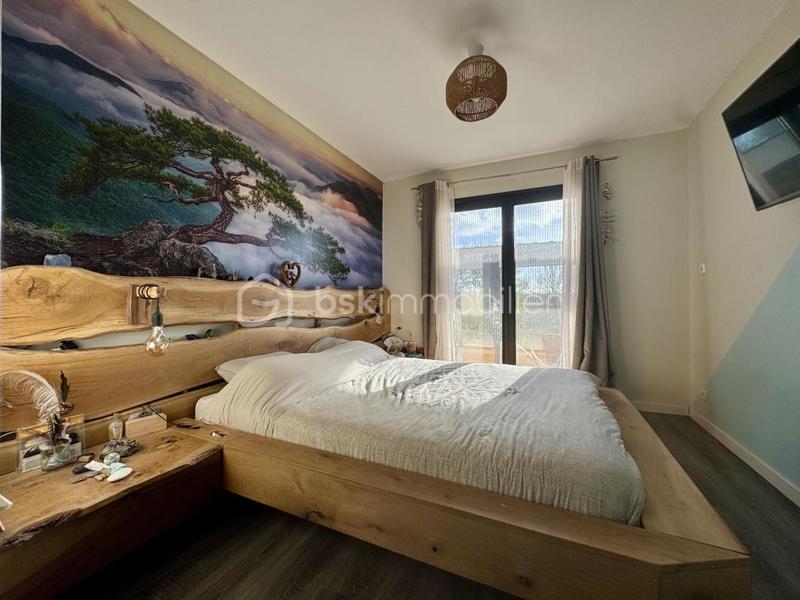 Maison - 212 m² - 7 pièces