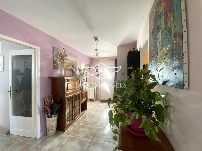 Maison - 206 m² - 9 pièces