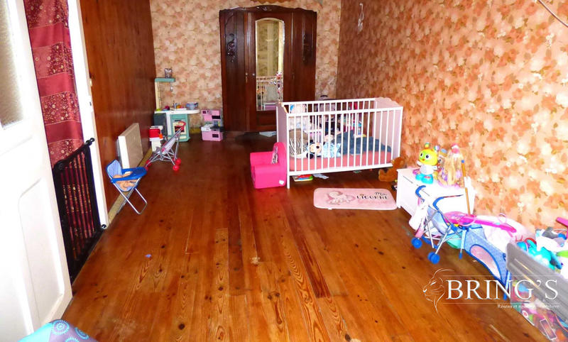 Maison - 93 m² - 4 pièces