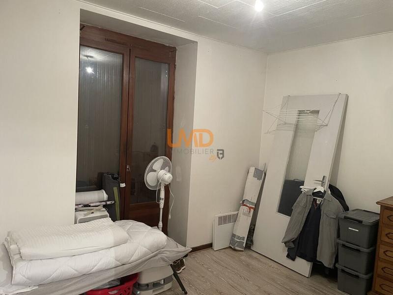 Immeuble - 204 m² - 10 pièces