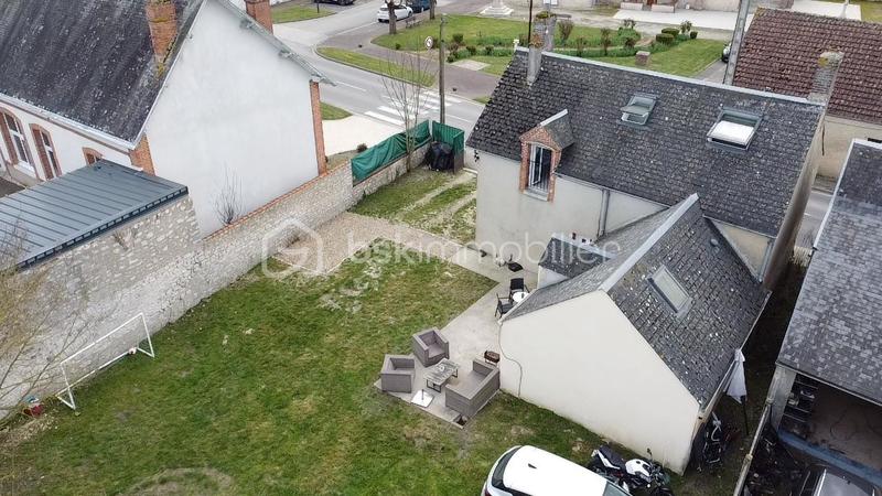 Maison de bourg - 81 m² - 4 pièces