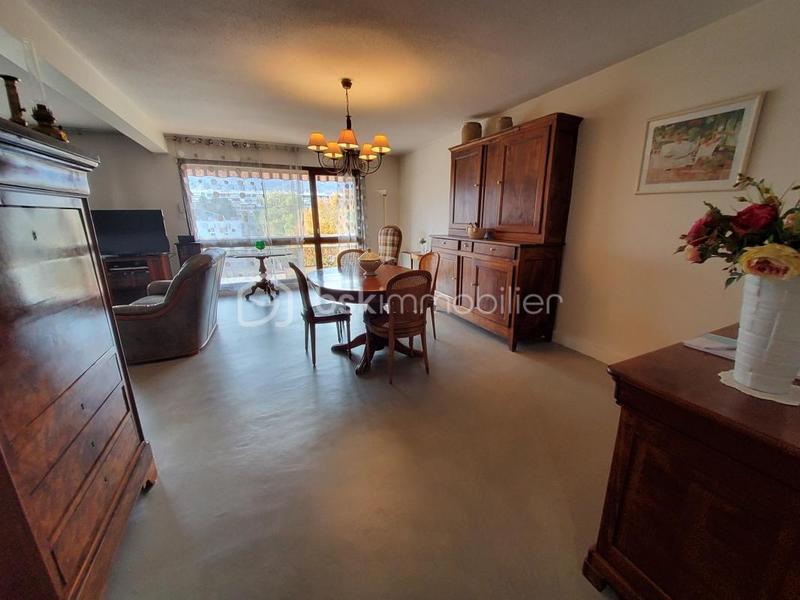 Appartement - 109 m² - 5 pièces