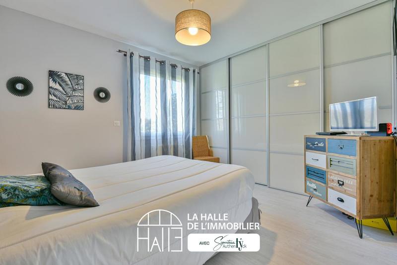 Pavillon - 140 m² - 6 pièces