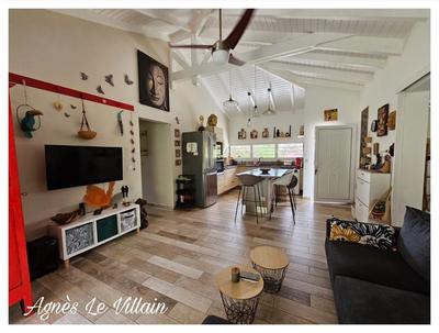 Maison - 87 m² - 5 pièces