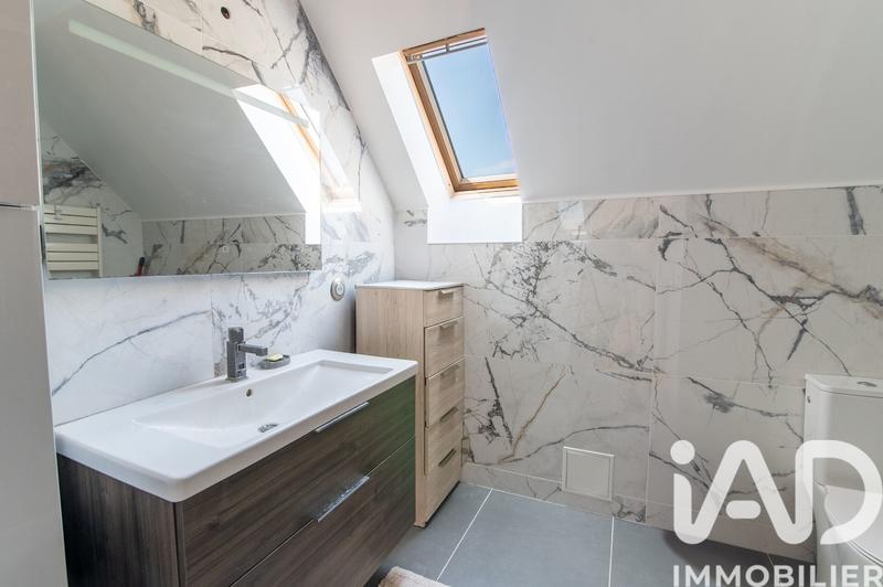 Maison - 105 m² - 6 pièces