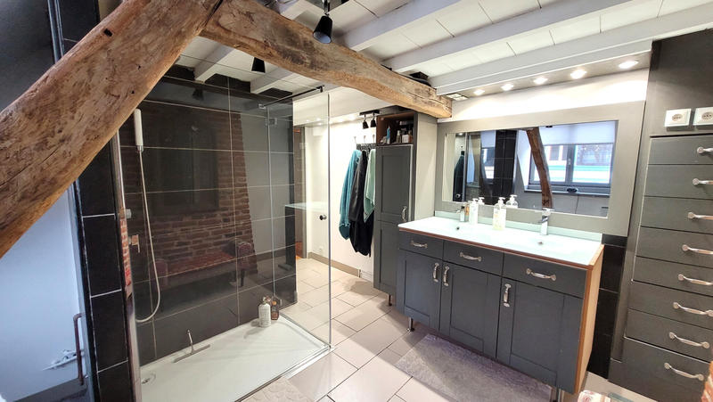 Appartement - 122 m² - 5 pièces