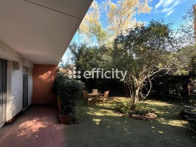 Appartement - 104 m² - 5 pièces