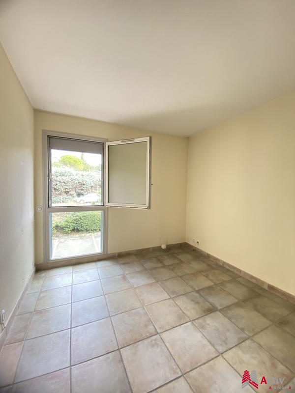 Appartement - 120 m² - 1 pièce