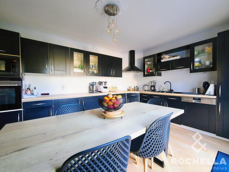 Maison contemporaine - 180 m² - 6 pièces