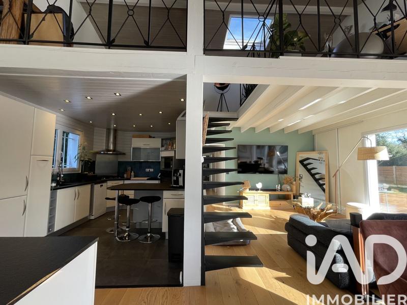 Maison - 158 m² - 5 pièces