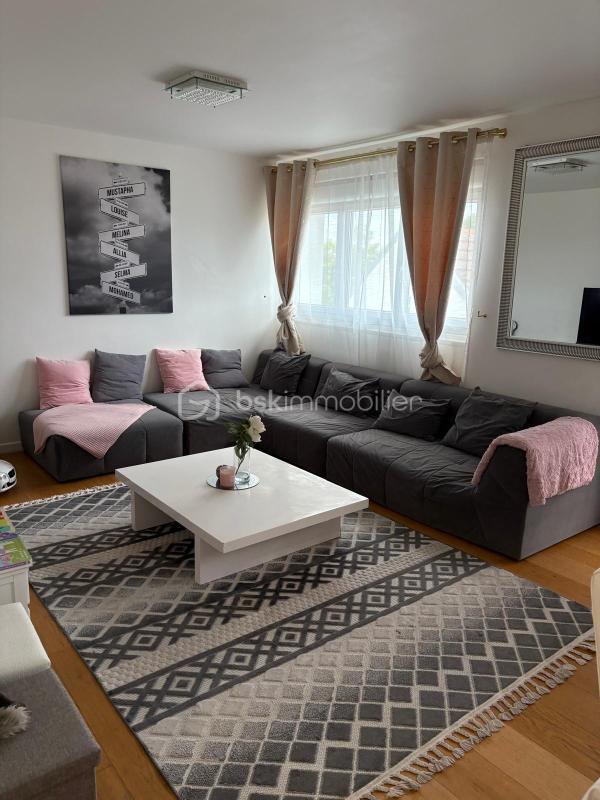 Appartement - 75 m² - 5 pièces