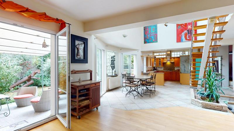 Maison contemporaine - 200 m² - 7 pièces