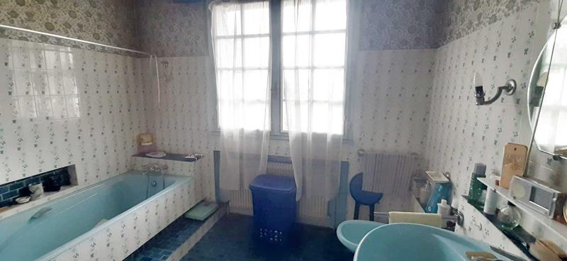 Maison - 215 m² - 8 pièces