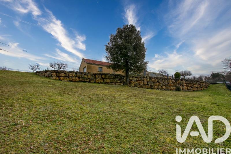 Maison - 122 m² - 5 pièces