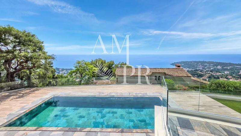 Villa - 231 m² - 5 pièces