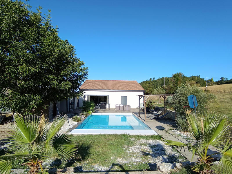 Maison - 135 m² - 5 pièces