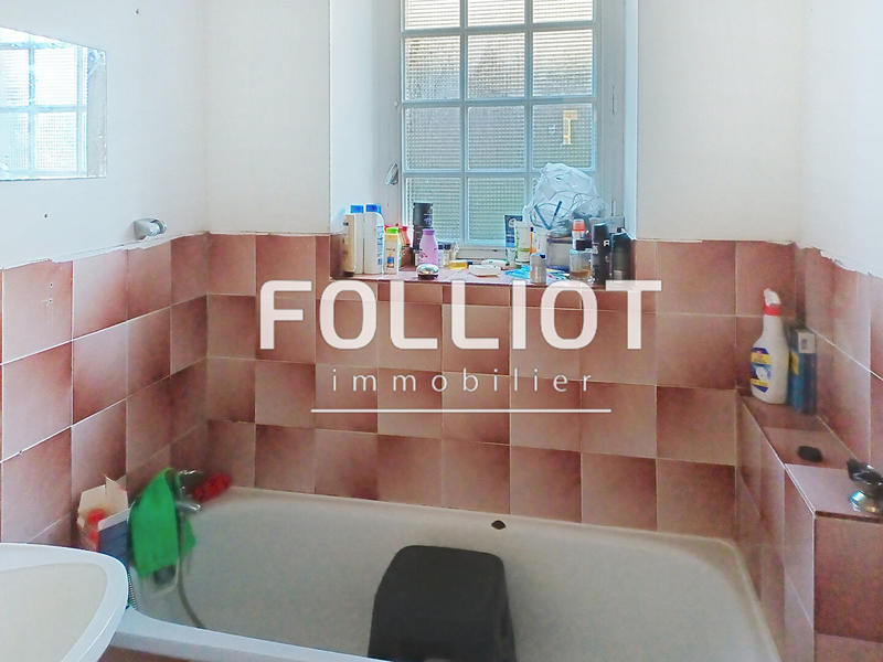 Immeuble - 113 m² - 6 pièces